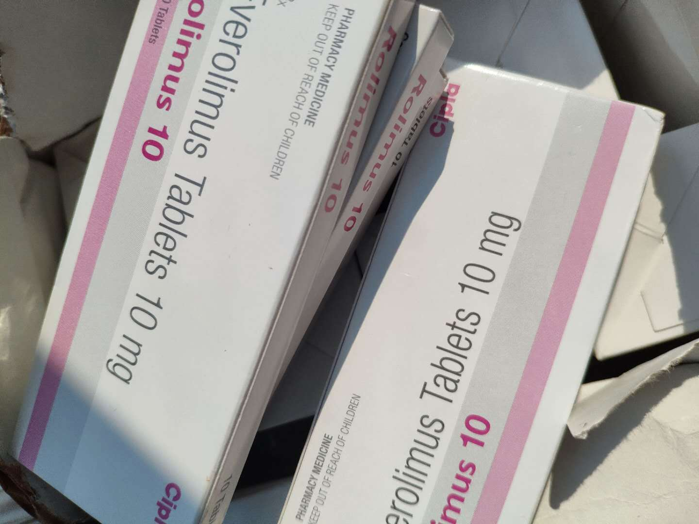 晚期肾癌特效药：Everolimus依维莫司Afinitor