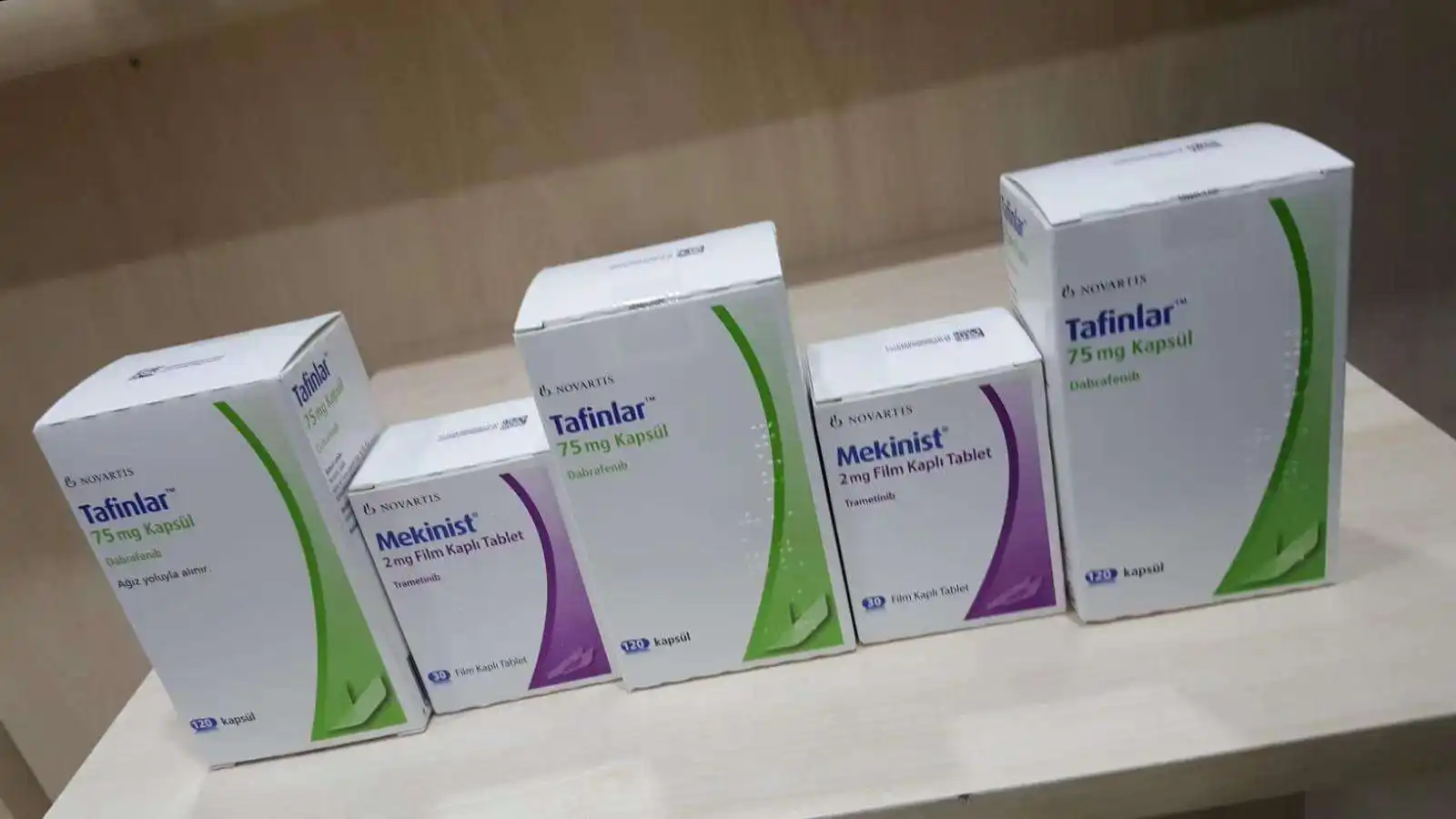 Dabrafenib加Trametinib治疗黑色素瘤具有一些长期益处